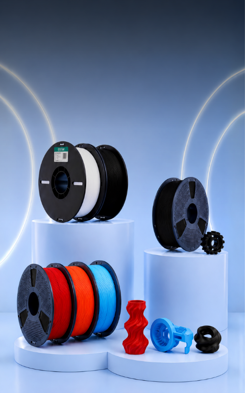 Filamentos para impresión 3D en varios colores y piezas impresas disponibles en Smartec Store Ecuador