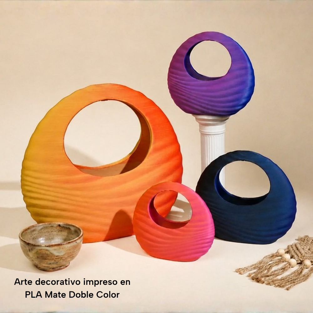 Piezas decorativas impresas con filamento PLA Mate Doble Color de Smartec Store, con acabado elegante y transición de color